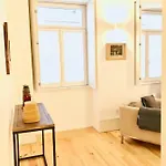 Apartmán Loios Flat *